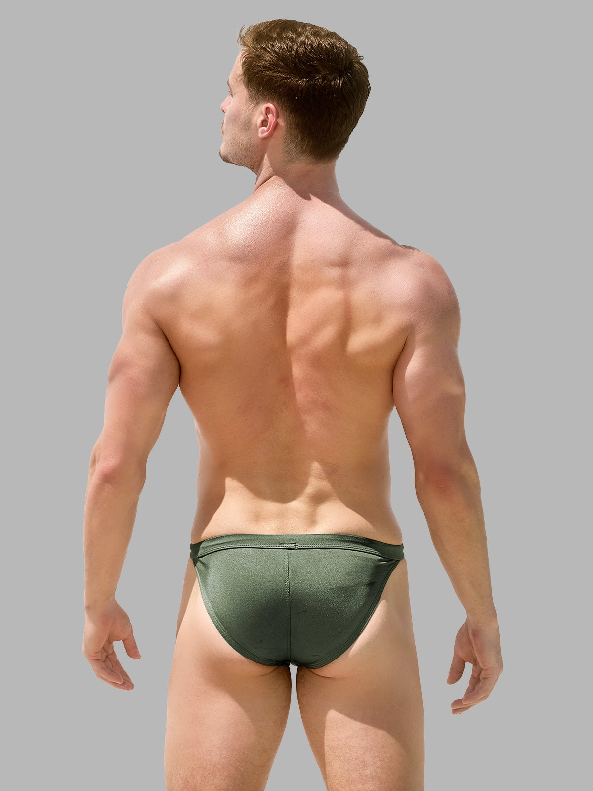 Traje de baño String Stamina Verde olivo