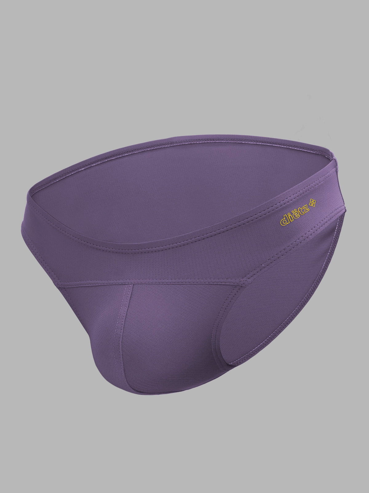 Konan Lila briefs